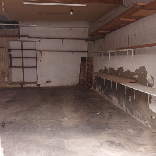  Annonces SUD NIMES : Local / Bureau | NIMES (30900) | 20 m2 | 220 &euro; 