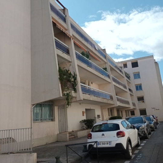 Annonces SUD NIMES : Garage / Parking | NIMES (30900) | m2 | 40 € 