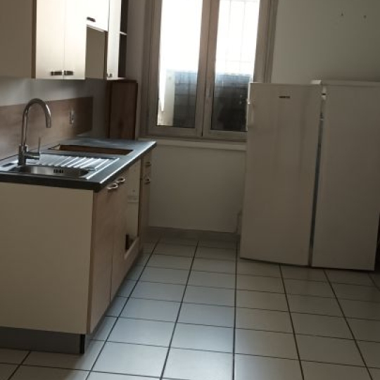  Annonces SUD NIMES : Local / Bureau | NIMES (30900) | 79 m2 | 919 &euro; 