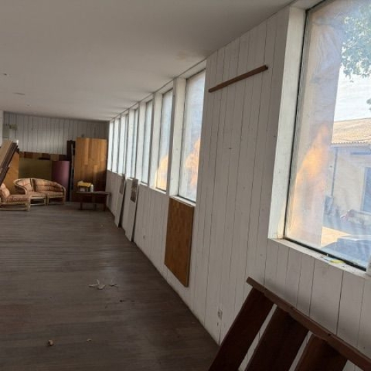  Annonces SUD NIMES : Local / Bureau | NIMES (30000) | 800 m2 | 2 500 &euro; 