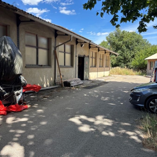  Annonces SUD NIMES : Local / Bureau | NIMES (30000) | 140 m2 | 700 &euro; 