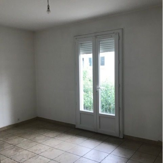  Annonces SUD NIMES : Maison / Villa | NIMES (30900) | 73 m2 | 1 019 &euro; 