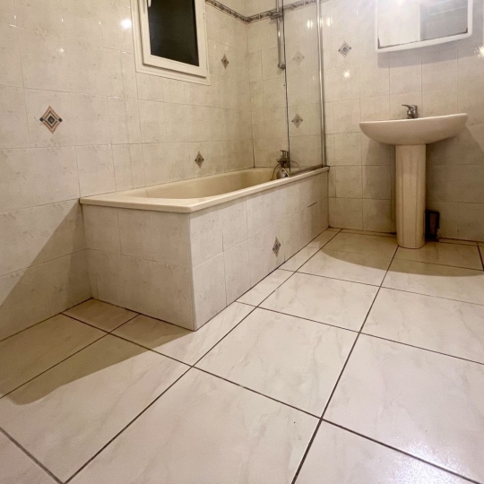  Annonces SUD NIMES : Maison / Villa | NIMES (30000) | 85 m2 | 236 500 &euro; 