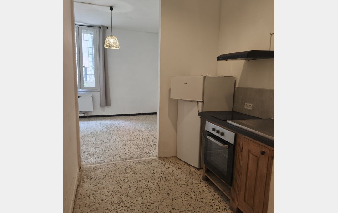 Annonces SUD NIMES : Appartement | NIMES (30000) | 25 m2 | 430 &euro; 