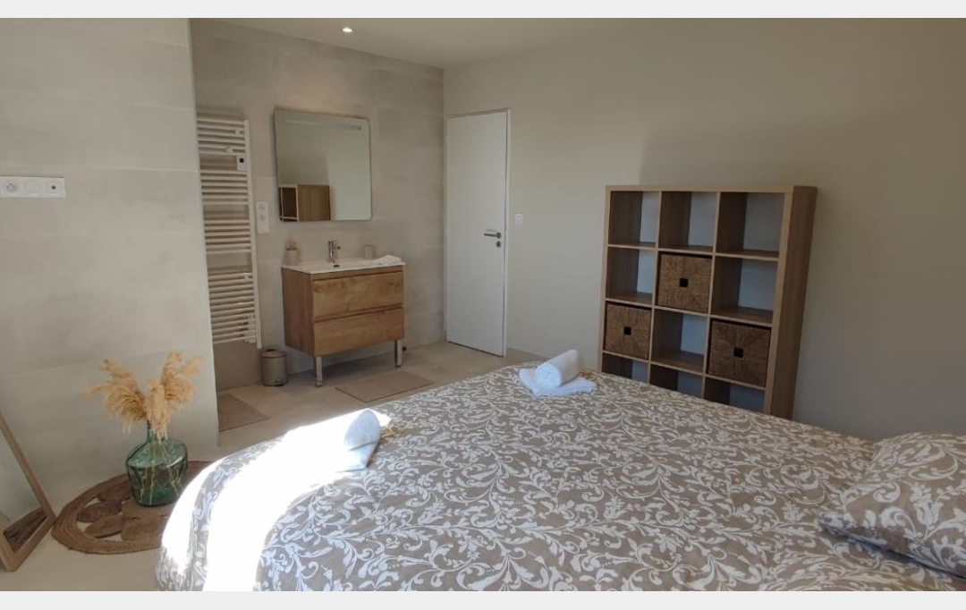 Annonces SUD NIMES : Maison / Villa | SANILHAC-SAGRIES (30700) | 95 m2 | 1 350 &euro; 
