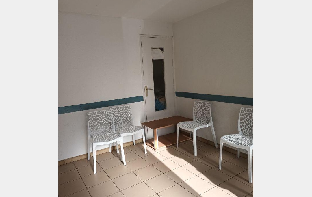 Annonces SUD NIMES : Autres | NIMES (30900) | 43 m2 | 660 &euro; 
