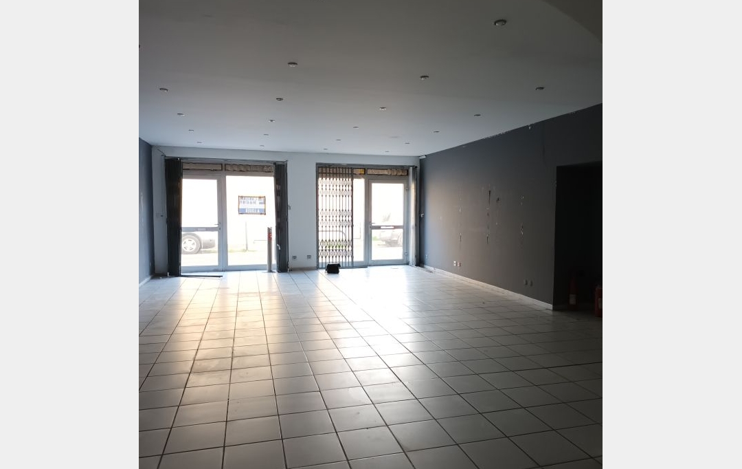 Annonces SUD NIMES : Local / Bureau | NIMES (30900) | 79 m2 | 919 &euro; 