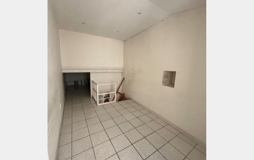 Annonces SUD NIMES : Appartement | NIMES (30900) | 24 m2 | 395 &euro; 