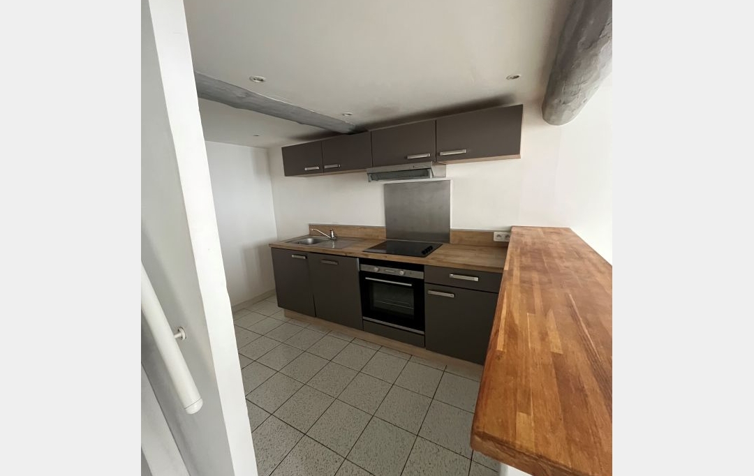 Annonces SUD NIMES : Appartement | NIMES (30900) | 51 m2 | 585 &euro; 
