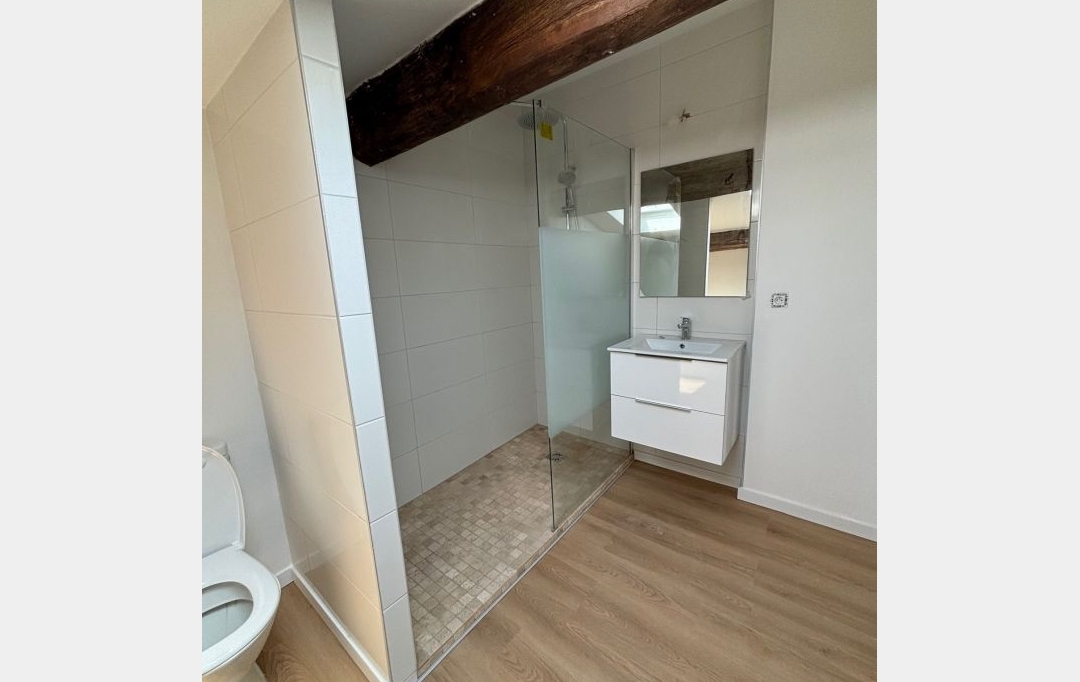 Annonces SUD NIMES : Appartement | NIMES (30900) | 46 m2 | 558 &euro; 