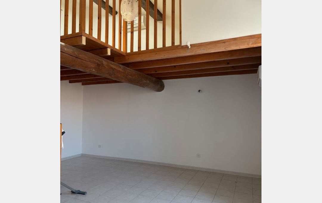 Annonces SUD NIMES : Appartement | NIMES (30900) | 46 m2 | 558 &euro; 