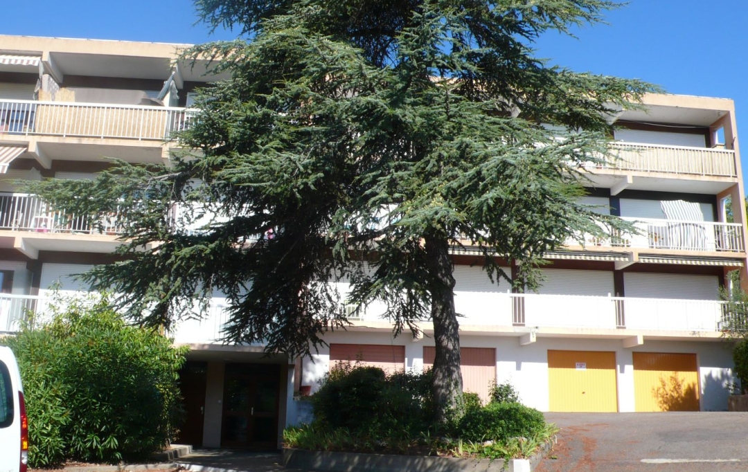 Annonces SUD NIMES : Appartement | NIMES (30000) | 32 m2 | 540 &euro; 