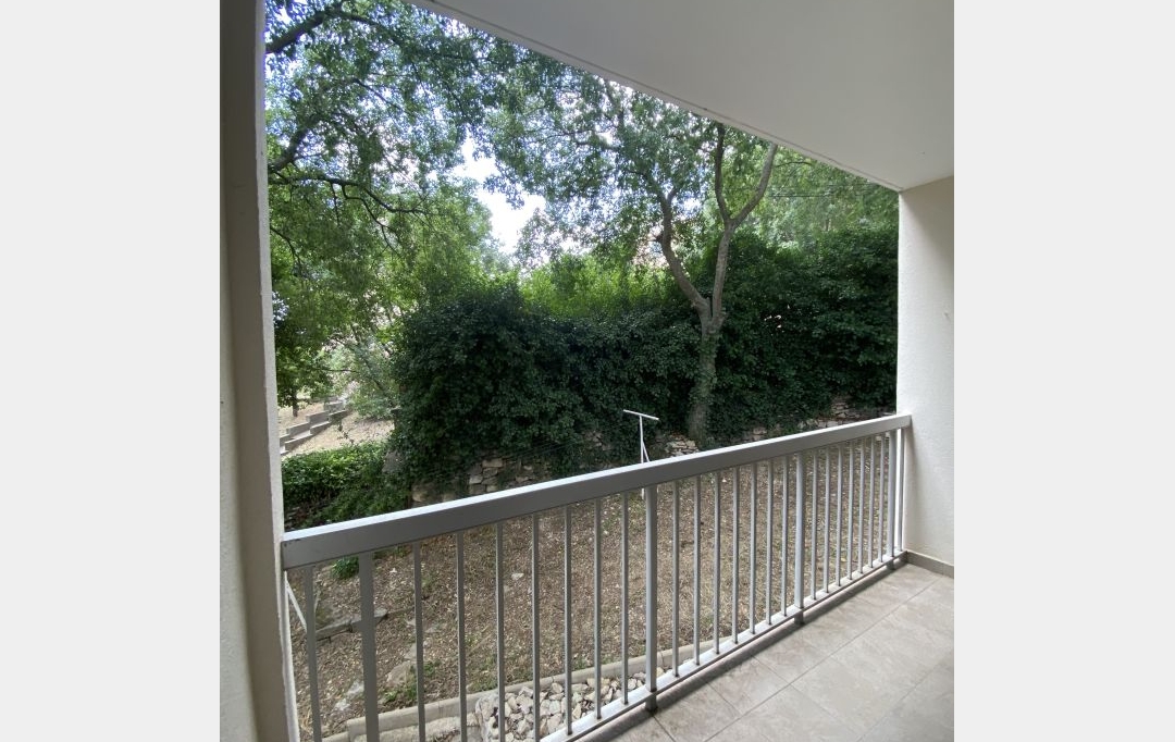 Annonces SUD NIMES : Appartement | NIMES (30000) | 32 m2 | 540 &euro; 