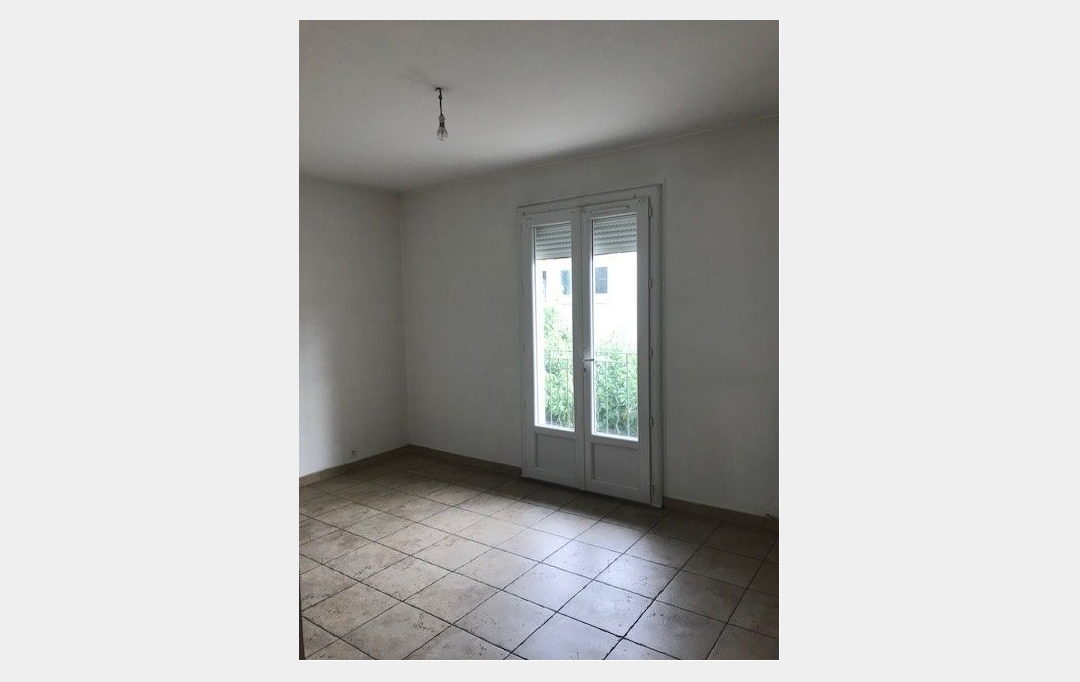 Annonces SUD NIMES : Maison / Villa | NIMES (30900) | 73 m2 | 1 019 &euro; 