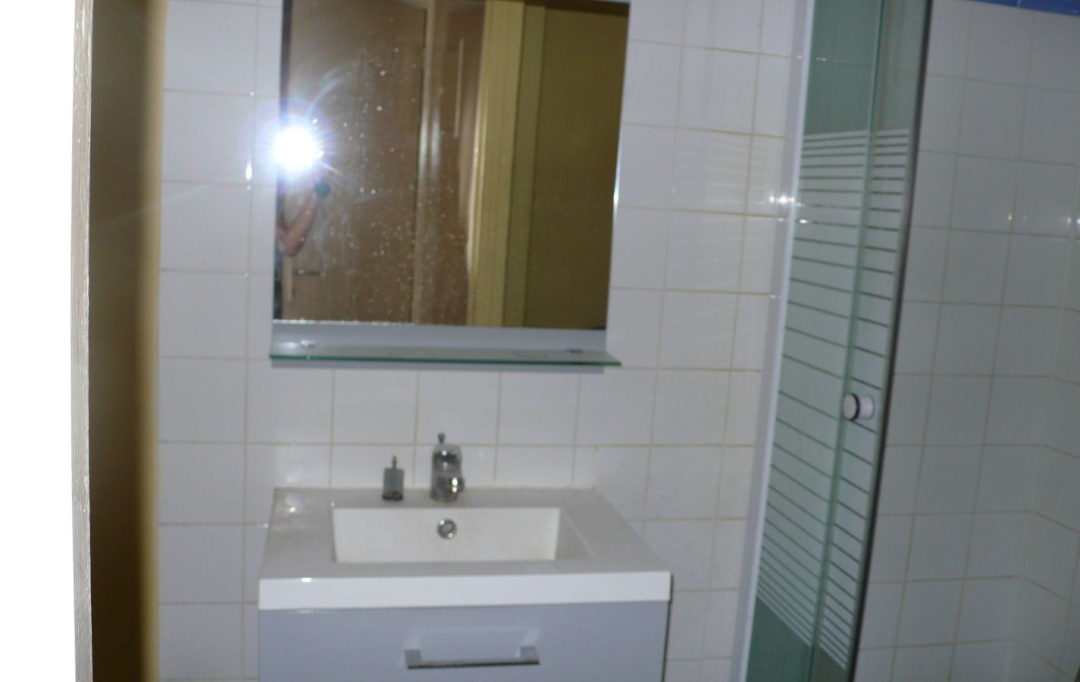 Annonces SUD NIMES : Appartement | NIMES (30900) | 41 m2 | 407 &euro; 