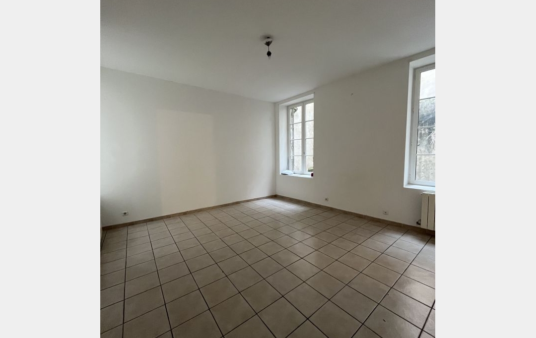 Annonces SUD NIMES : Appartement | NIMES (30900) | 41 m2 | 407 &euro; 
