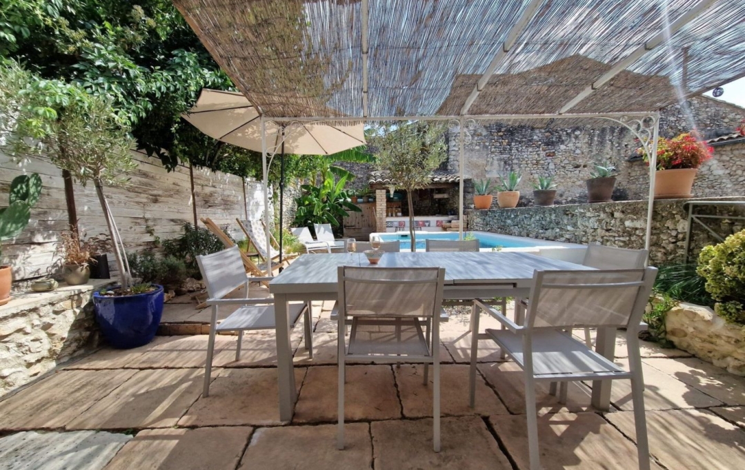 ND CONSEILS : Maison / Villa | UZES (30700) | 140 m2 | 390 000 € 