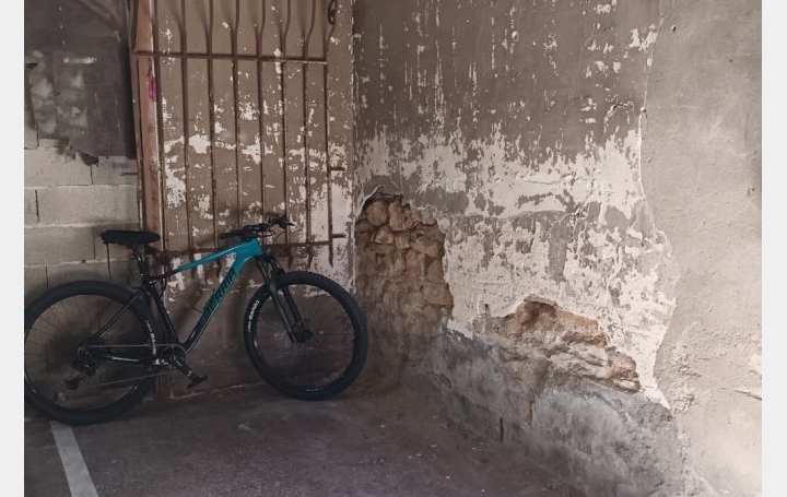  Annonces SUD NIMES Garage / Parking | NIMES (30900) | 0 m2 | 40 € 