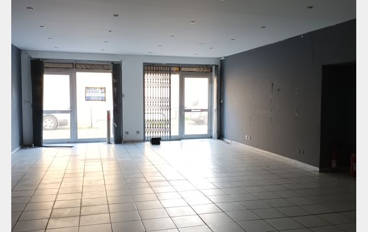  Annonces SUD NIMES Local / Bureau | NIMES (30900) | 79 m2 | 919 € 