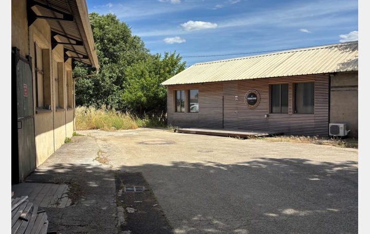  Annonces SUD NIMES Local / Bureau | NIMES (30000) | 800 m2 | 2 500 € 